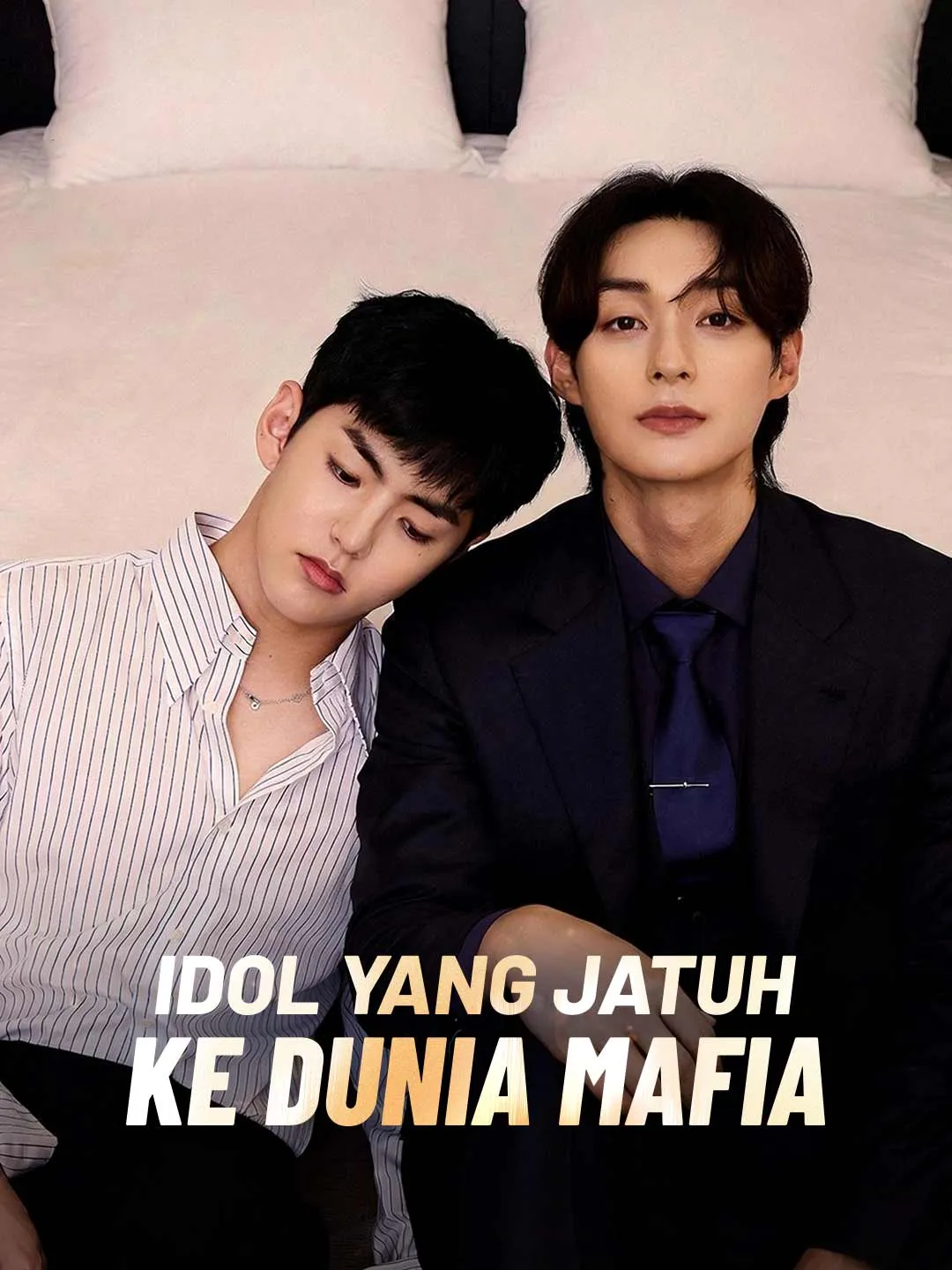 Idol yang Jatuh ke Dunia Mafia